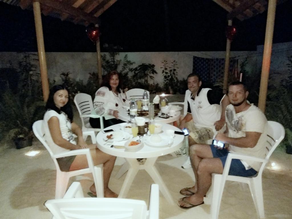 Resten Inn Thoddoo Exteriör bild